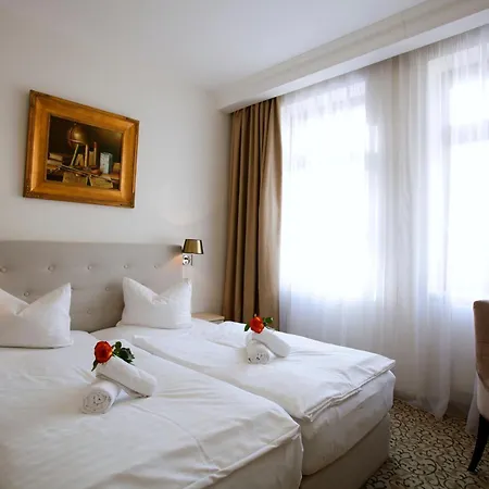 מלון Ambiente Wellness &