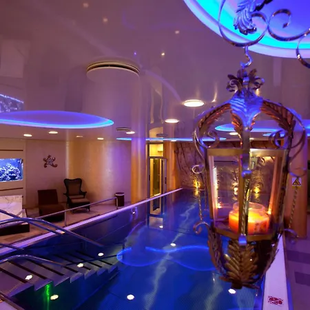 ホテル Ambiente Wellness &