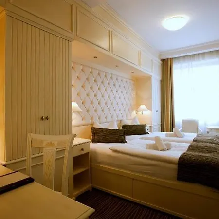 Ambiente Wellness & Hotel Karlowe Wary