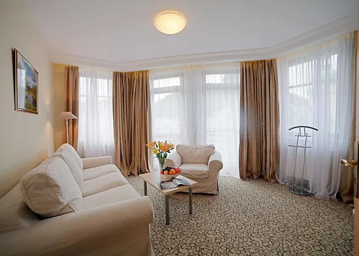 Ambiente Wellness & 4*